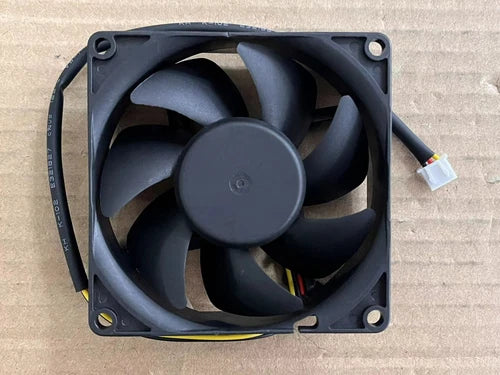 1pc   Cooling fan 12V 1.9W 3wire 80*25mm ME80251VX-0000-G99