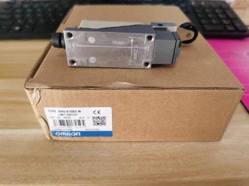 1PCS    Limit Switch  D4V-8108Z-N D4V8108ZN