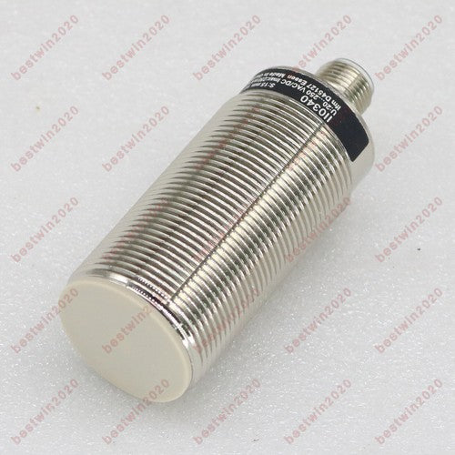 For IFM II0340  Proximity Sensor Free Shipping