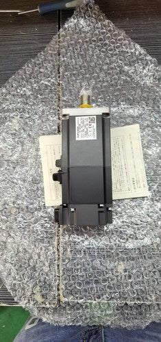 Mitsubishi HF-MP43B HFMP43B Servo Motor In Box Free Shipping