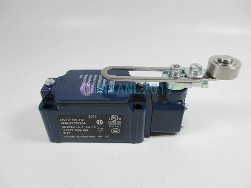 1PCS  Limit Switch Z4V7H335-11z-RVA-2272/2654