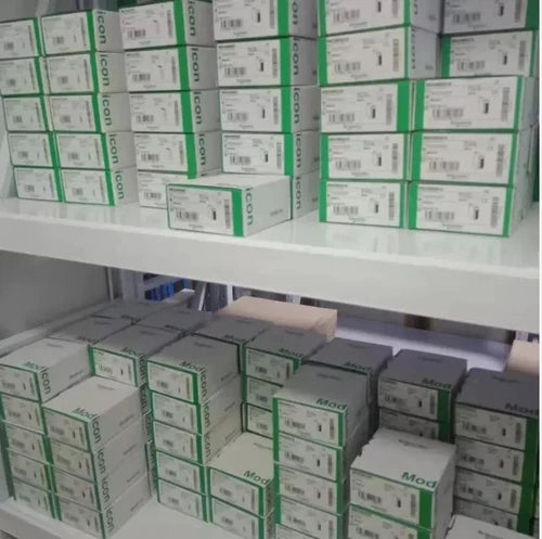 1 PC  ATV340U22N4E Schneider Variable frequency drive UPS or