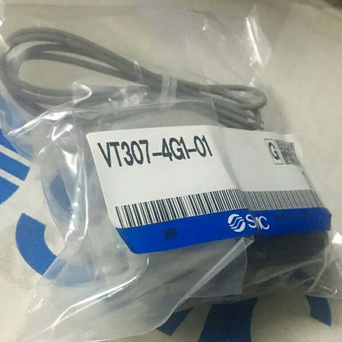 one  SMC VT307-4G1-01 VT307-4G1-01 solenoid valve Free shipping