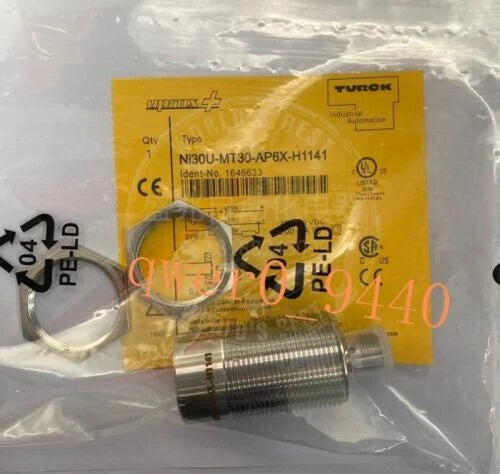 1PC Proximity Switch    NI30U-MT30-AP6X-H1141