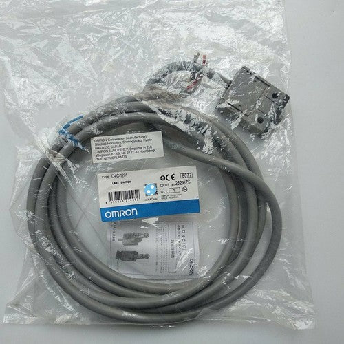 1PC OMRON  Limit Switch D4C-1201 D4C-1201 free shipping