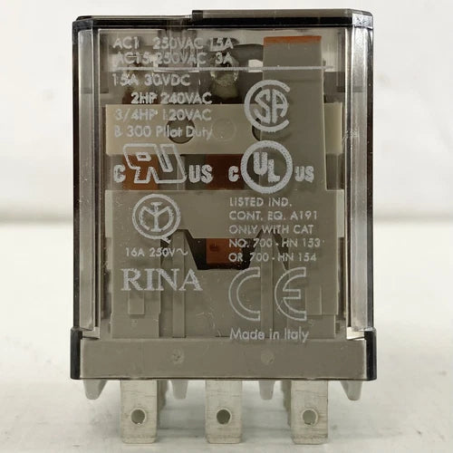 1PC Bulletin 700 Relay SER E 15A 120VAC   700-HB33A1