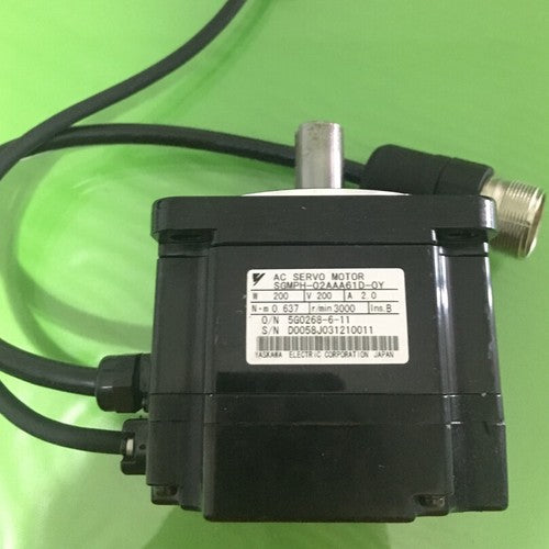 One  Yaskawa SGMPH-02AAA61D-OY servo Motor in box Fast Delivery