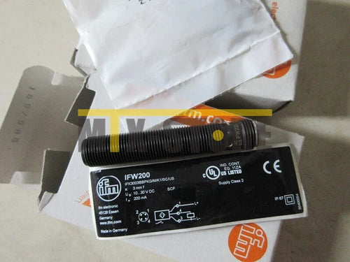 1PCS Sensor&Proximity Switch one IFW200