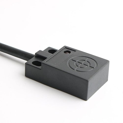 1pcs Omron Sensor Proximity Switch TL-W5MC1