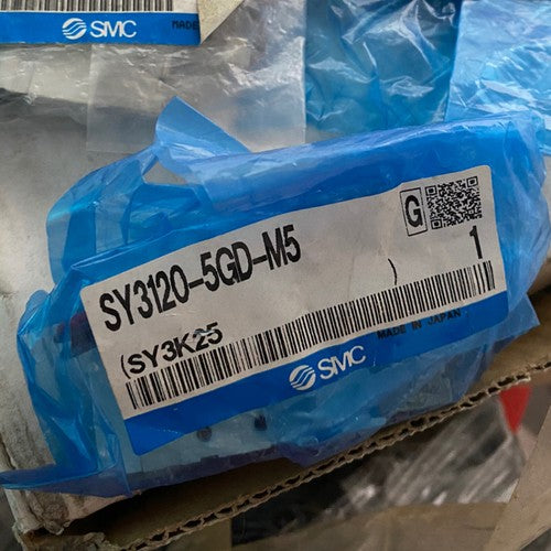one  SMC SY3120-5GD-M5 Solenoid Valve Free shipping