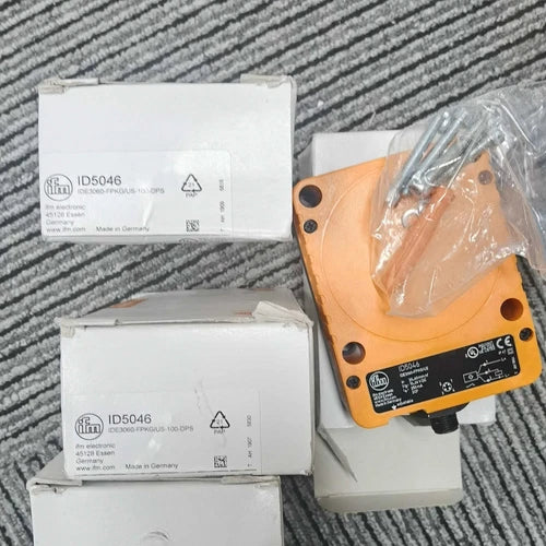 One IFM ID5046 Proximity Switch Sensor Free Shipping