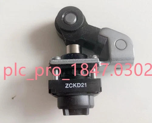 1PCS   Schneider ZCK-D21 ZCKD21 Fast delivery