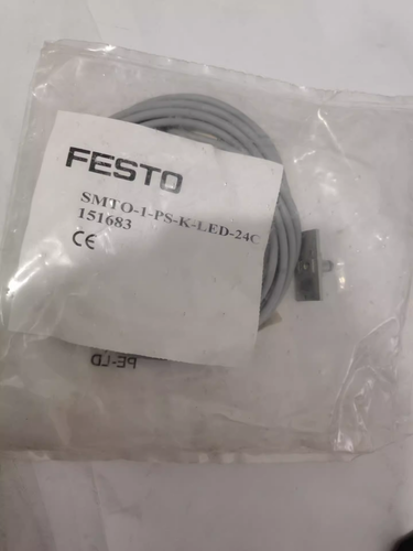 1 pcs FESTO Proximity switch SMTO-1-PS-K-LED-24-C 151683
