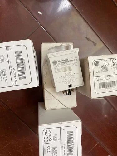 1PC  700HRM12TA17 SerC Timing Relay  700-HRM12TA17