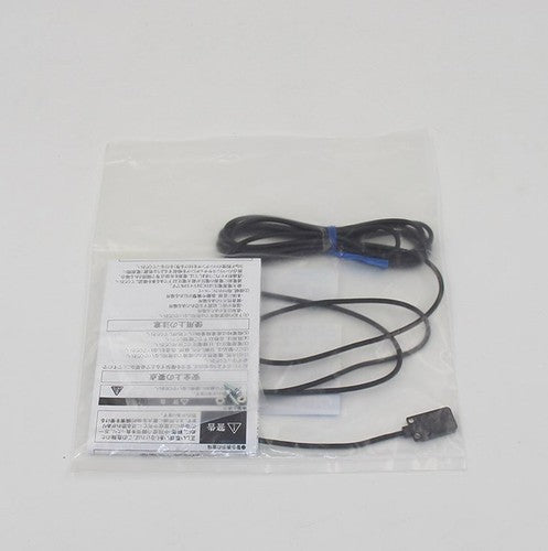 OMRON  1PC E3T-FL12 E3TFL12 Photoelectric Sensor 2m Free Shipping