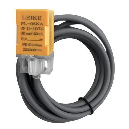 1PC   NPN output inductive proximity switch 12-24VDC PL-05NA