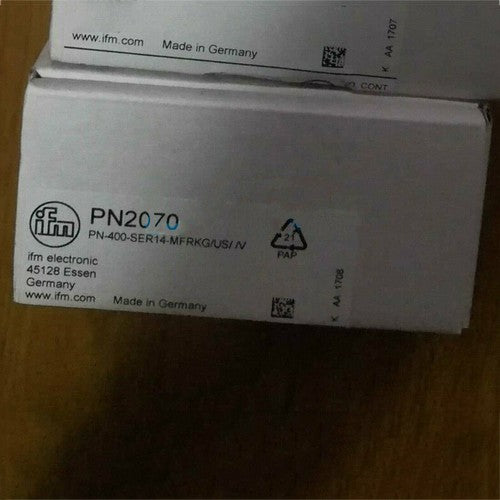 For IFM PN2070  Pressure Sensors Free Shipping