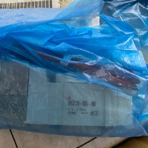 one  SMC SY3120-5GD-M5 Solenoid Valve Free shipping
