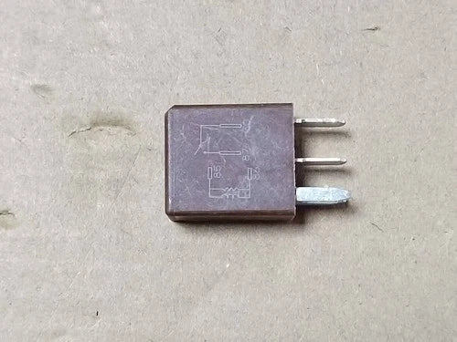 10PCS  Power Relay 5Pin   871E-1A-D-R1 U19 12VDC