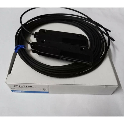 E32-T16W 1PC  Omron E32-T16W E32T16W Fiber Optic Sensor In Box