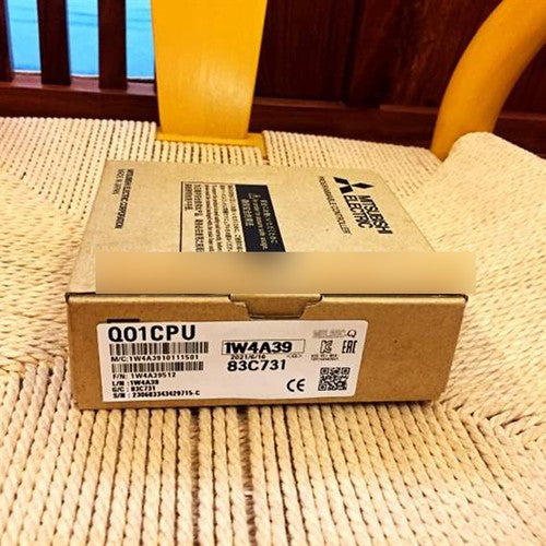Mitsubishi IN BOX ONE MELSEC-Q CPU Unit Q01CPU free shipping