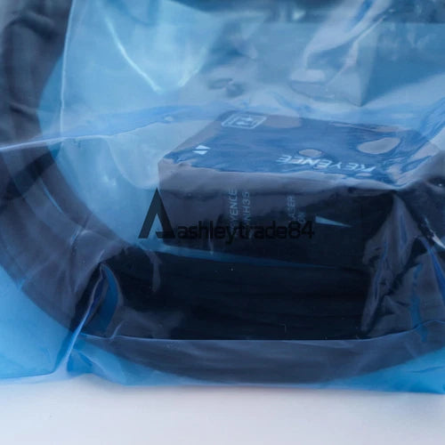 1PCS  Laser Sensor LVNH35  LV-NH35