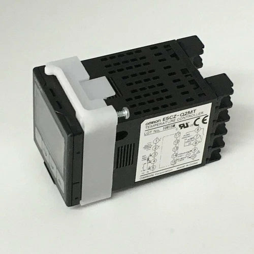 1X  Temperature Controller   E5CZQ2MT ~  E5CZ-Q2MT
