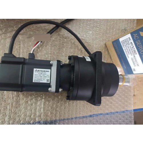 Mitsubishi in box HCMFS23G2 servo motor HC-MFS23G2 1 year warranty