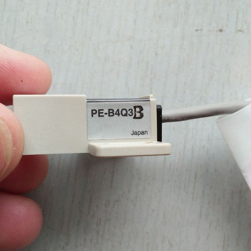 One  Proximity switch For FUJI PE-B4Q3B Free Shipping
