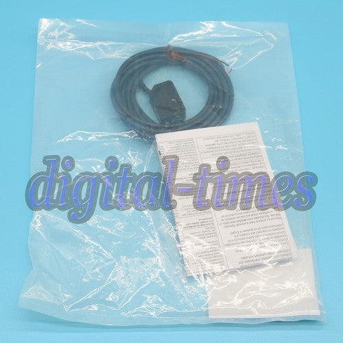 Omron E3Z-D62 E3Z-D62 Photoelectric Switch 12-24VDC Free Shipping#JL