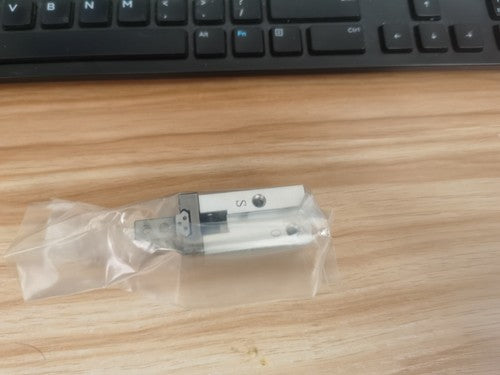 1/Piece  SMC MHZ2-16D Pneumatic Finger Cylinder