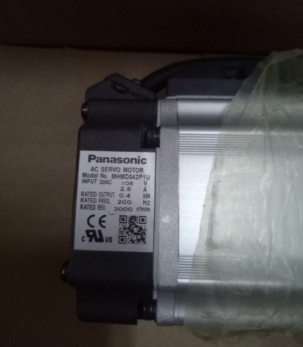 For Panasonic MHMD042P1U  AC Servo Motor Free Shipping