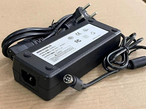 For power supply 4-pin plug adapter  GE LOGIQ e, LOGIQ i, LOGIQ Book GX, Vivid e
