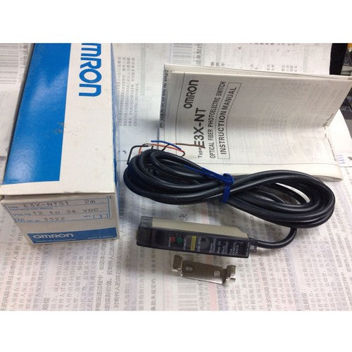 1PC  OMRON E3X-NT51 E3XNT51 PHOTOELECTRIC SENSOR FREE SHIP