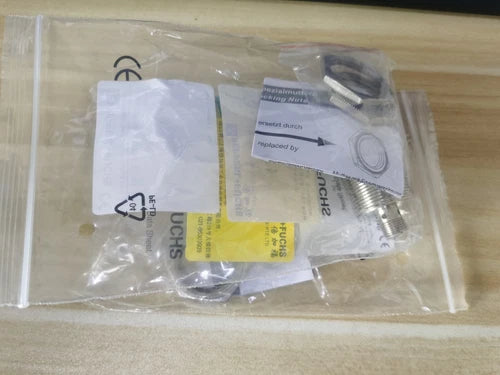 1PC   Proximity Sensor  NBN15-30GM50-E0-V1