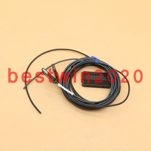1PC  Omron PHOTOELECTRIC SWITCH FIBER UNIT E32-T16P FREE SHIPPING