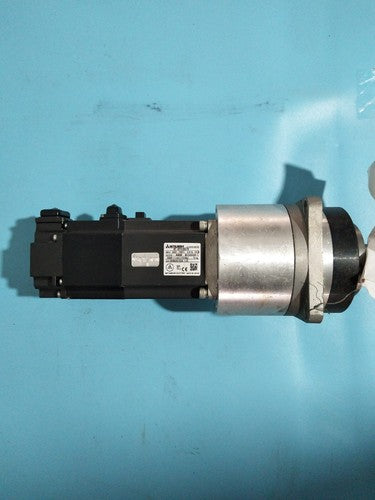 ONE  Mitsubishi In Box Servo Motor HF-KP43BG7K 1 year warranty