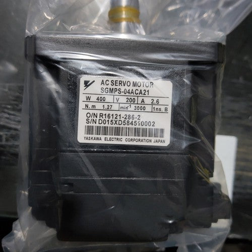 1ps  yaskawa SGMPS-04ACA21 servo motor in box Fast Delivery