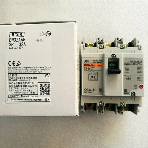 One  Circuit Breaker For FUJI BW32AAG 3P 32A Free Shipping