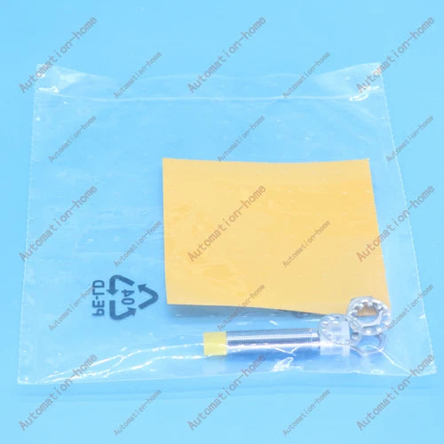 1PC ONE  NI10U-M12E-AP6X-H1141   Proximity Switch