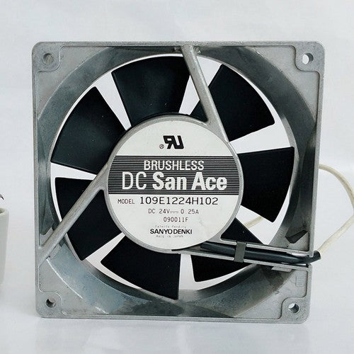 One For SANYO  109E1224H102 24V 0.25A inverter cooling fan Free Shipping