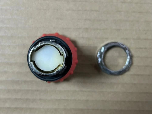 1 pcs emergency button   800FM-MT44