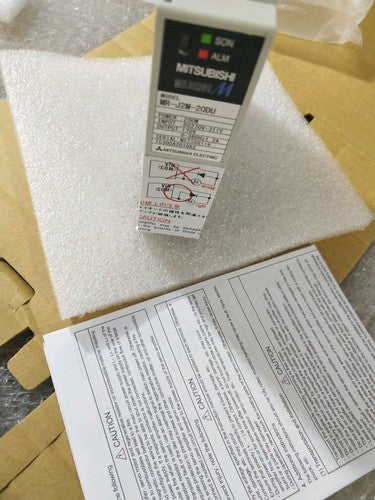 Mitsubishi in box MR-J2M-20DU servo drive MRJ2M20DU One year warranty