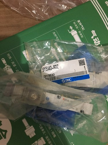 1 pcs SMC SY5140-5DZ solenoid valve