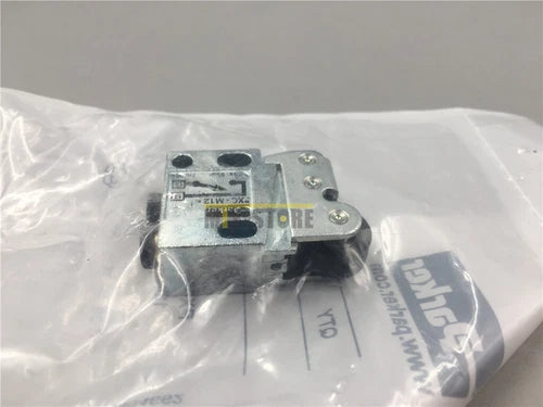 1pcs     PXC-M121 pneumatic switch
