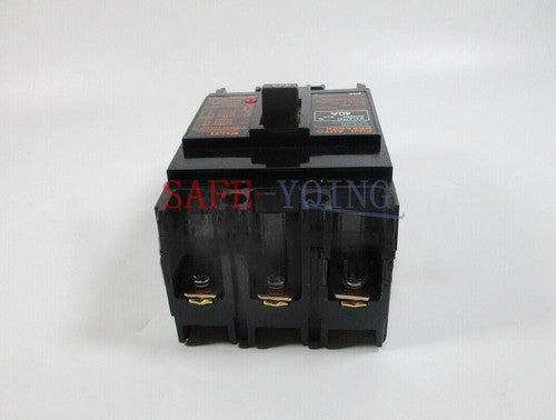 1PCS FUJI Circuit Breaker EA53B 3P 40A
