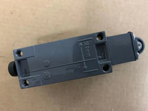 Travel switch YBLX-ME/8108 Limit switch free shipping