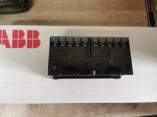 1PCS  ABB VB7-30-01 VB73001 Contactor 24 VAC