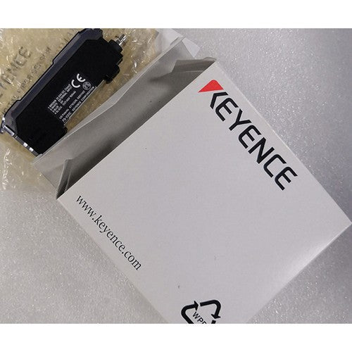 one  KEYENCE FS-V31C Fiber amplifier sensor Fast Shipping