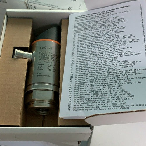 For IFM PN7071  pressure switch Free Shipping